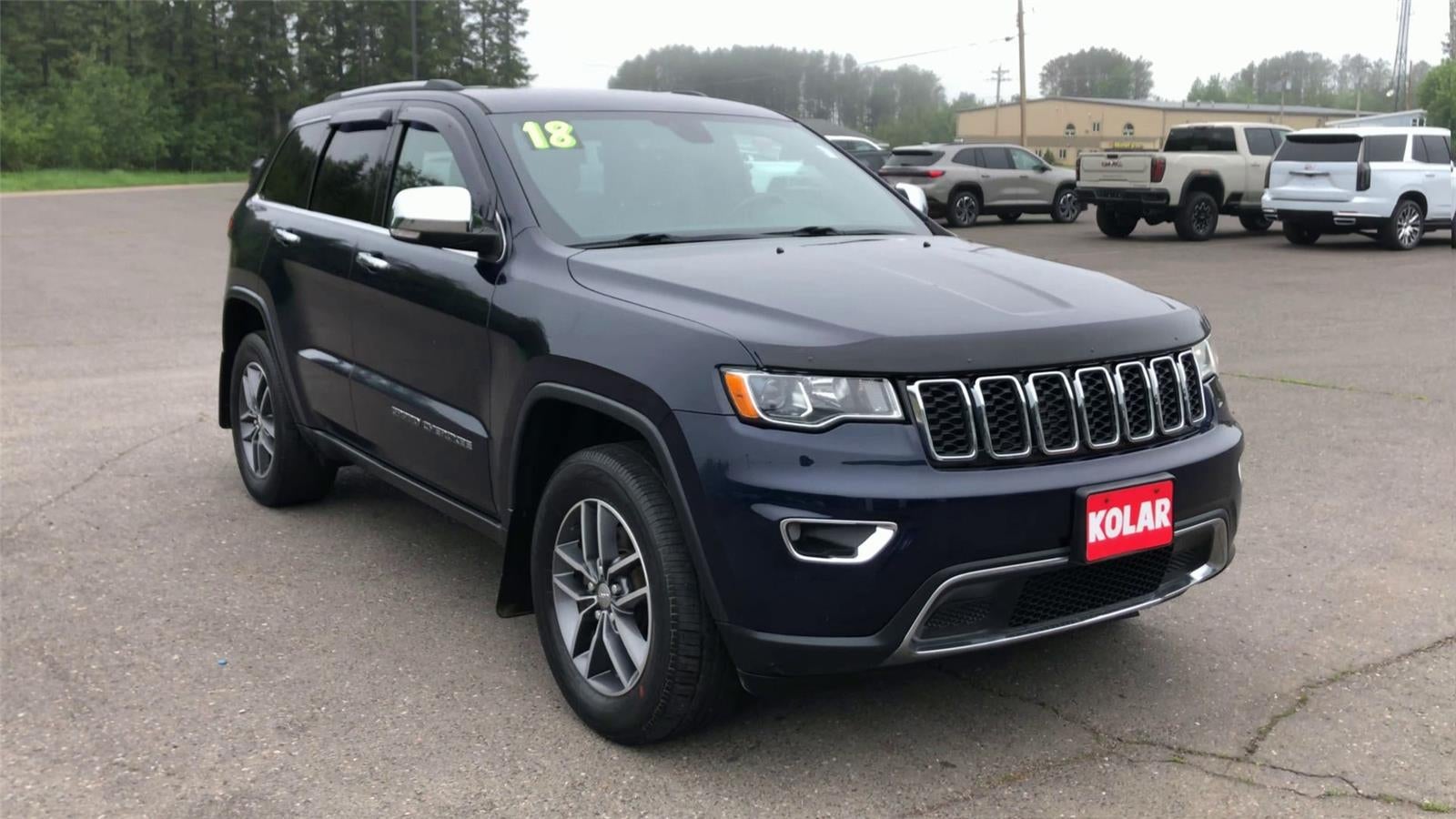 2018 Jeep Grand Cherokee — side profile view