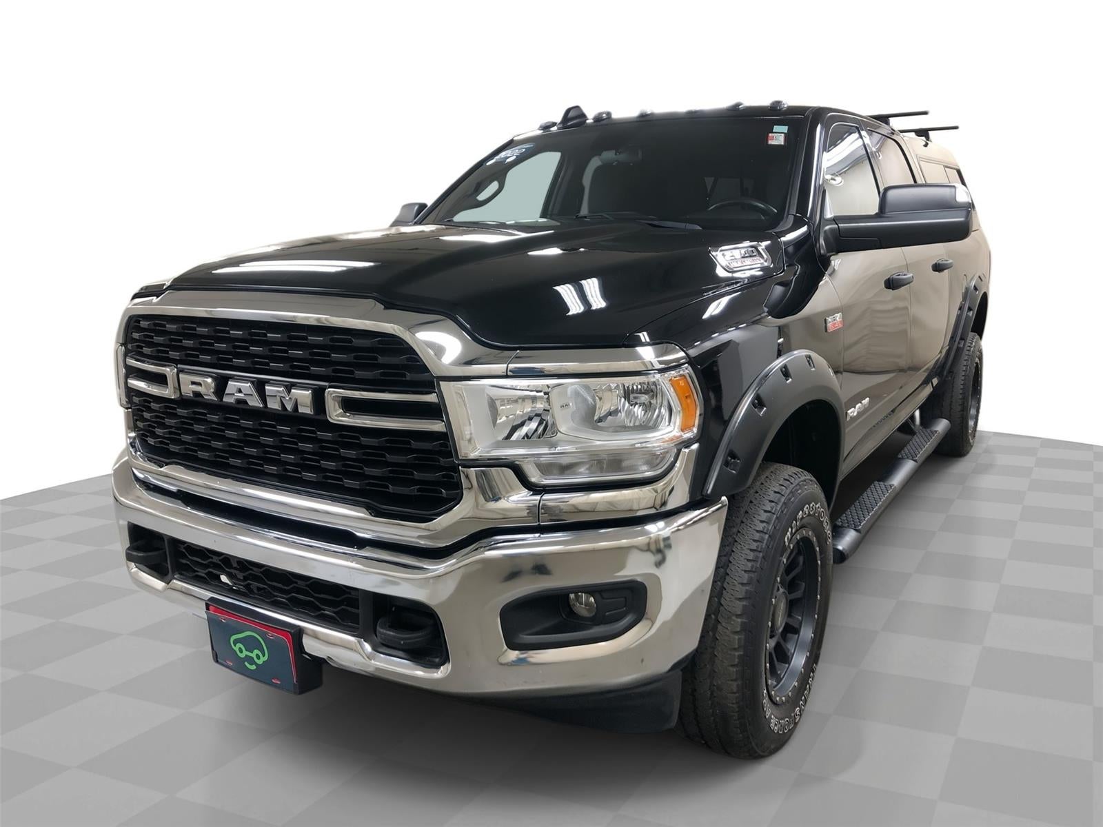 2022 RAM 2500 Big Horn Crew Cab 4x4 6'4" Box in Black — front three-quarter view